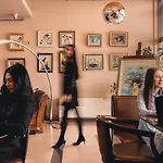 فندق Business - Location