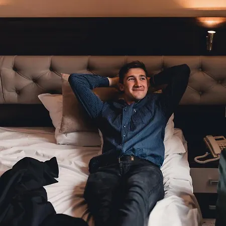 Hotel Business - Location 3*