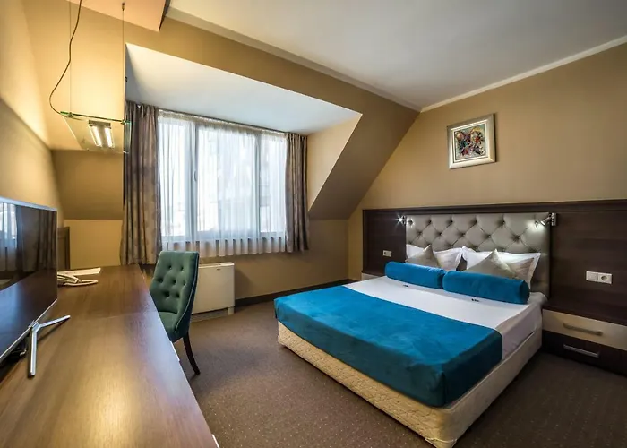 Hotel Business - Location